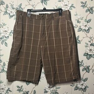 💁‍♂️MENS Brown Plaid Flat Front Shorts - Classic Casual